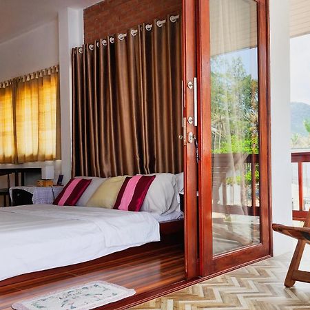 Baan Bhuwann Holiday Apartment Chaloklum Exterior foto